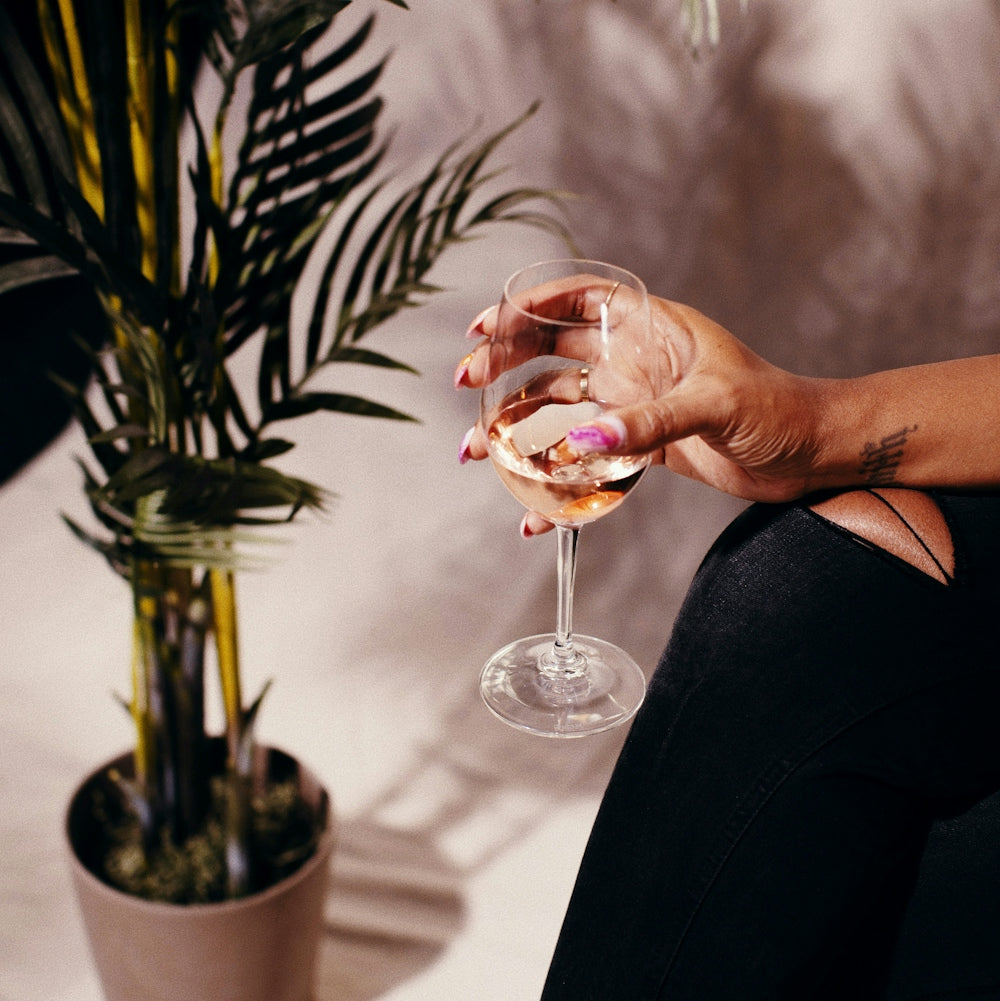 As Delicadas Nuances do Vinho Rosé: Harmonização com Gastronomia Mediterrânea